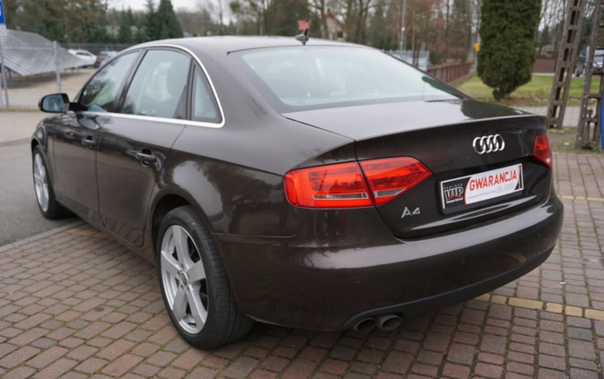 Audi A4 cena 37900 przebieg: 173000, rok produkcji 2011 z Brzozów małe 232